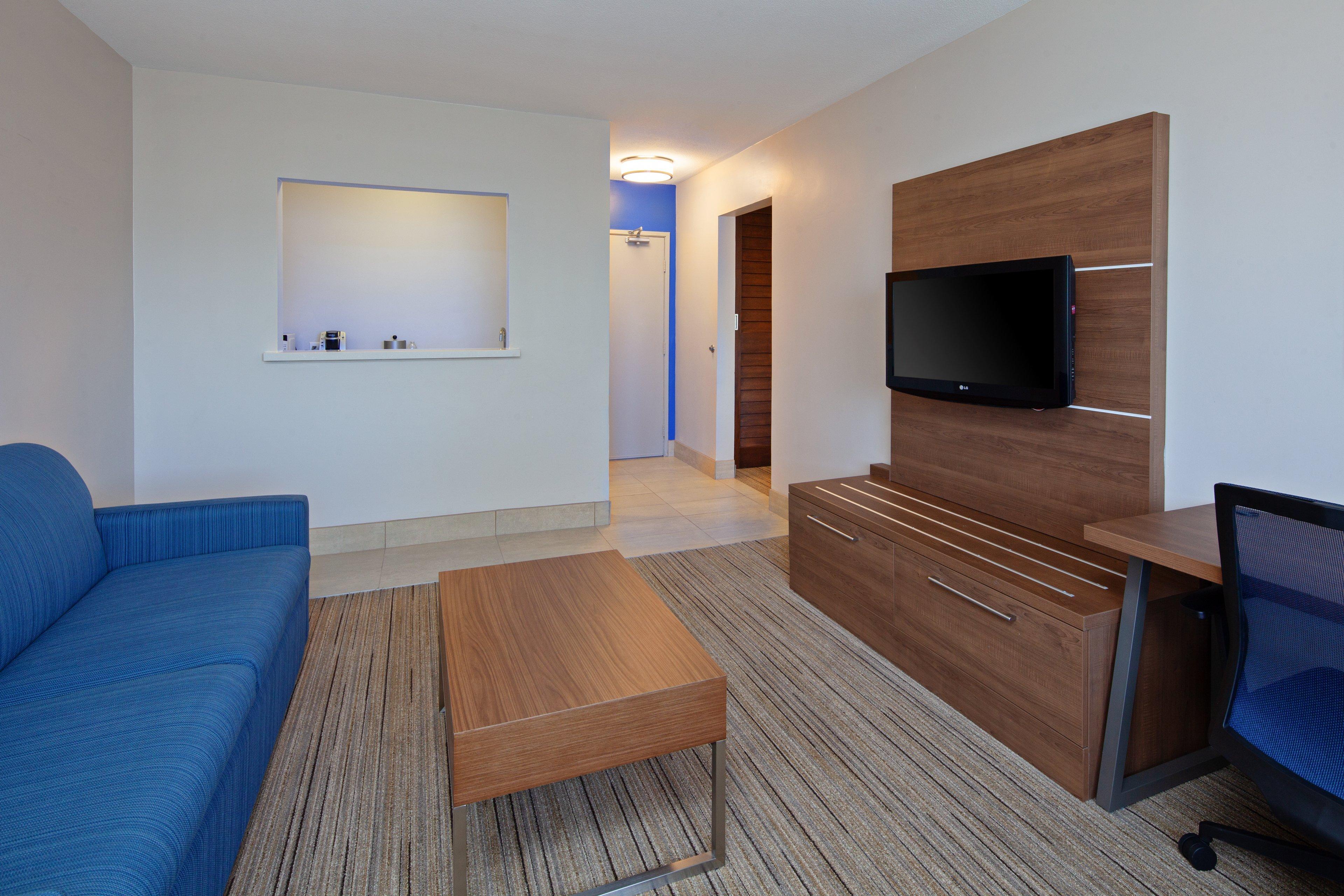 Holiday Inn Express Hotel & Suites San Diego-Escondido By Ihg Екстериор снимка