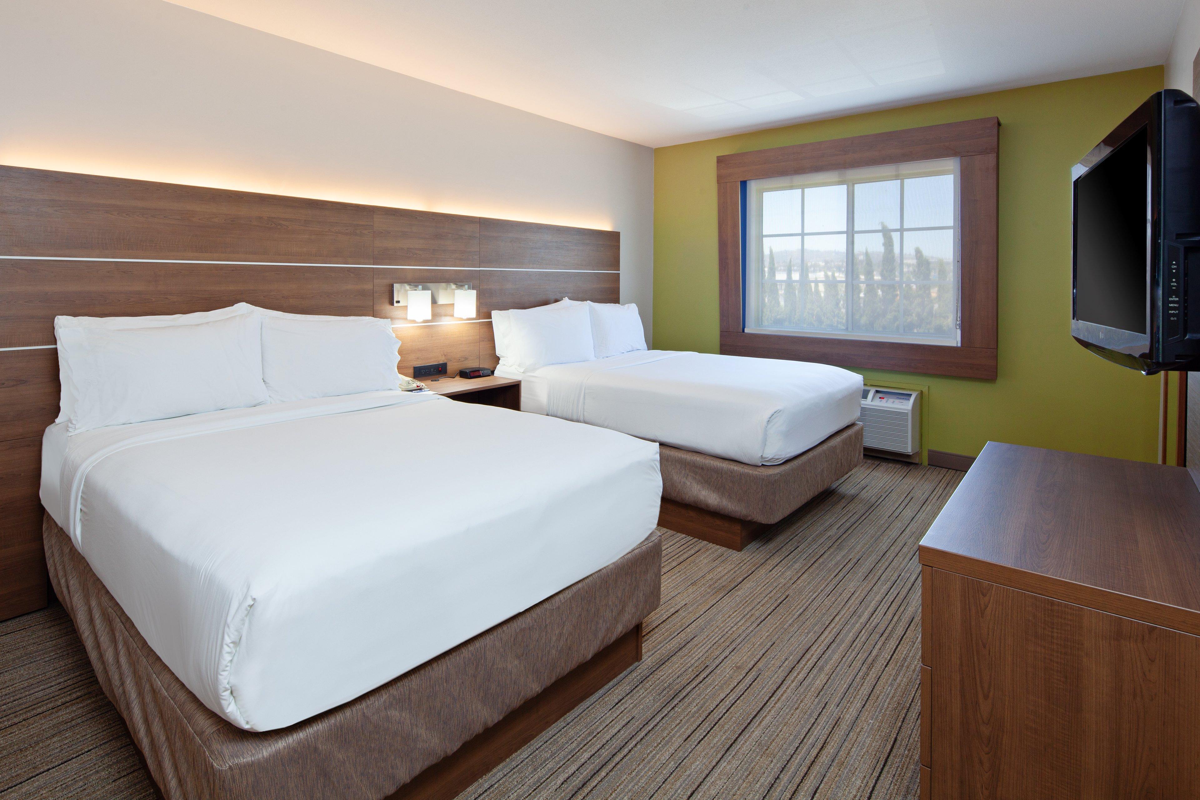Holiday Inn Express Hotel & Suites San Diego-Escondido By Ihg Екстериор снимка