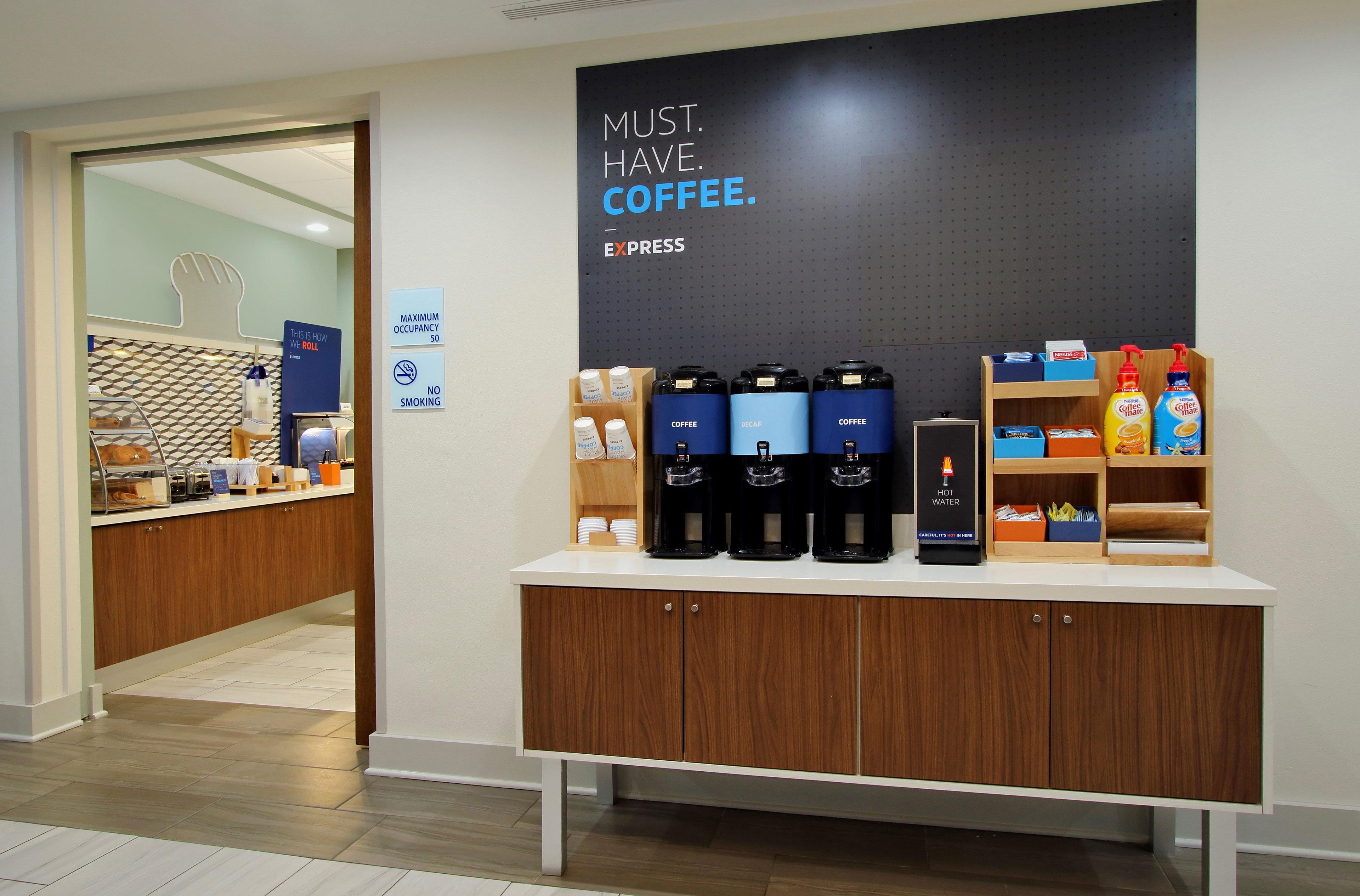 Holiday Inn Express Hotel & Suites San Diego-Escondido By Ihg Екстериор снимка
