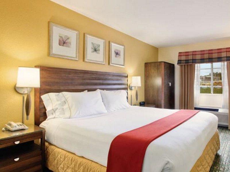 Holiday Inn Express Hotel & Suites San Diego-Escondido By Ihg Екстериор снимка
